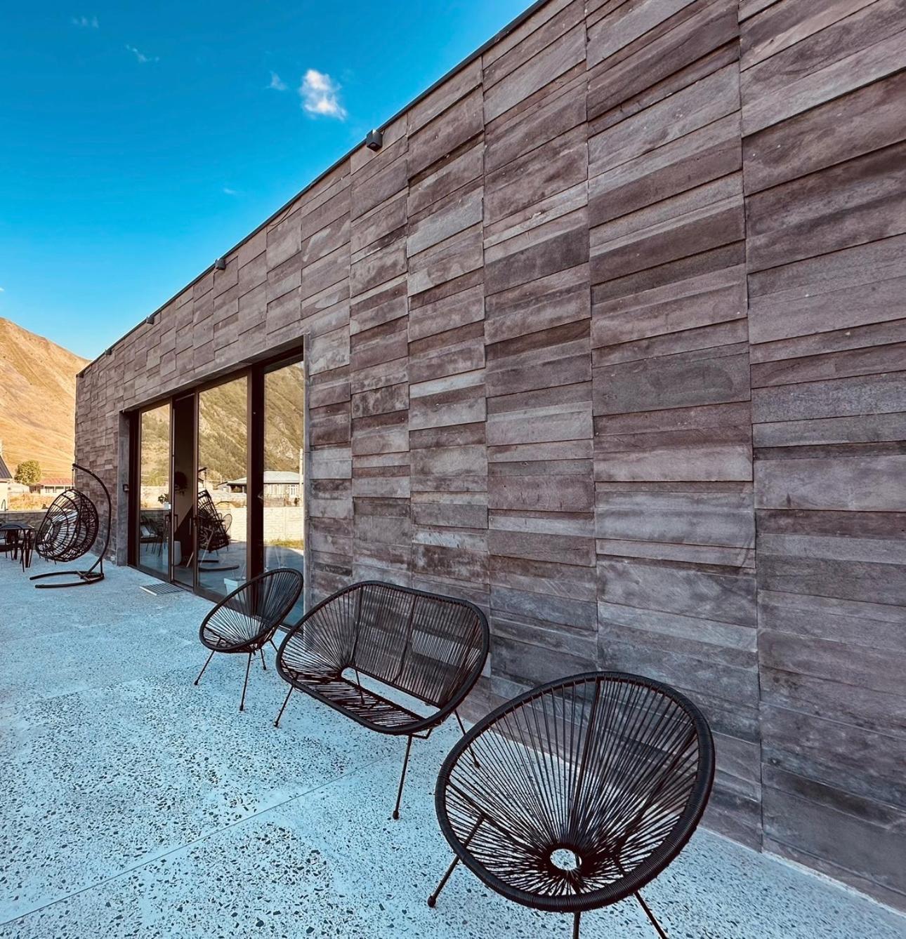 Villa Alpine Escape Kazbegi Exterior foto